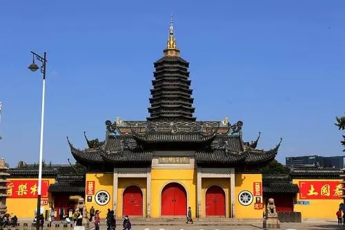夜晚，又一次走进天宁寺
