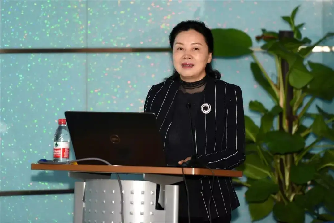 中国最有钱的十大女人(中国十大女富豪)