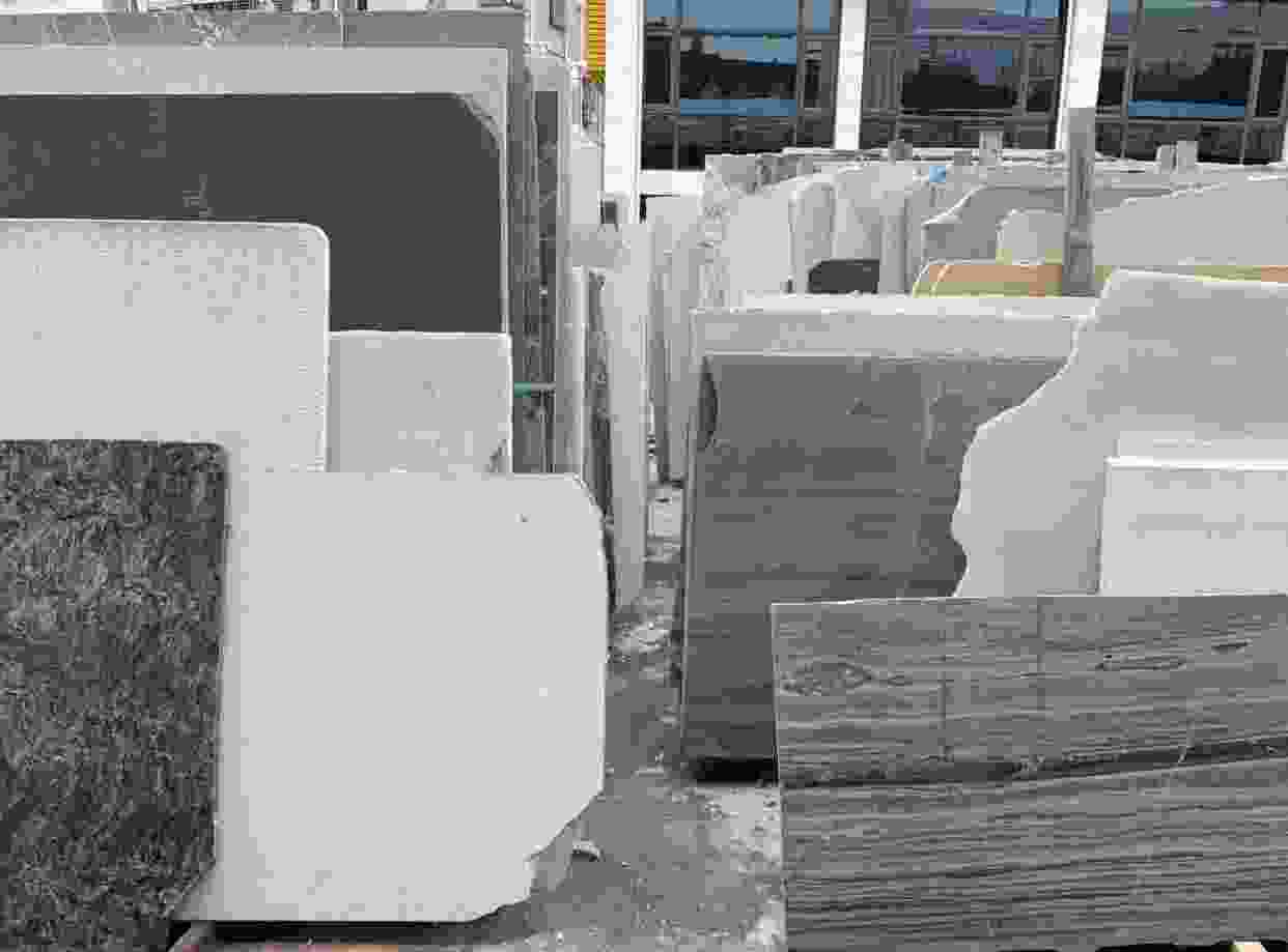 通体大理石瓷砖怎么样(通体大理石瓷砖太滑了)