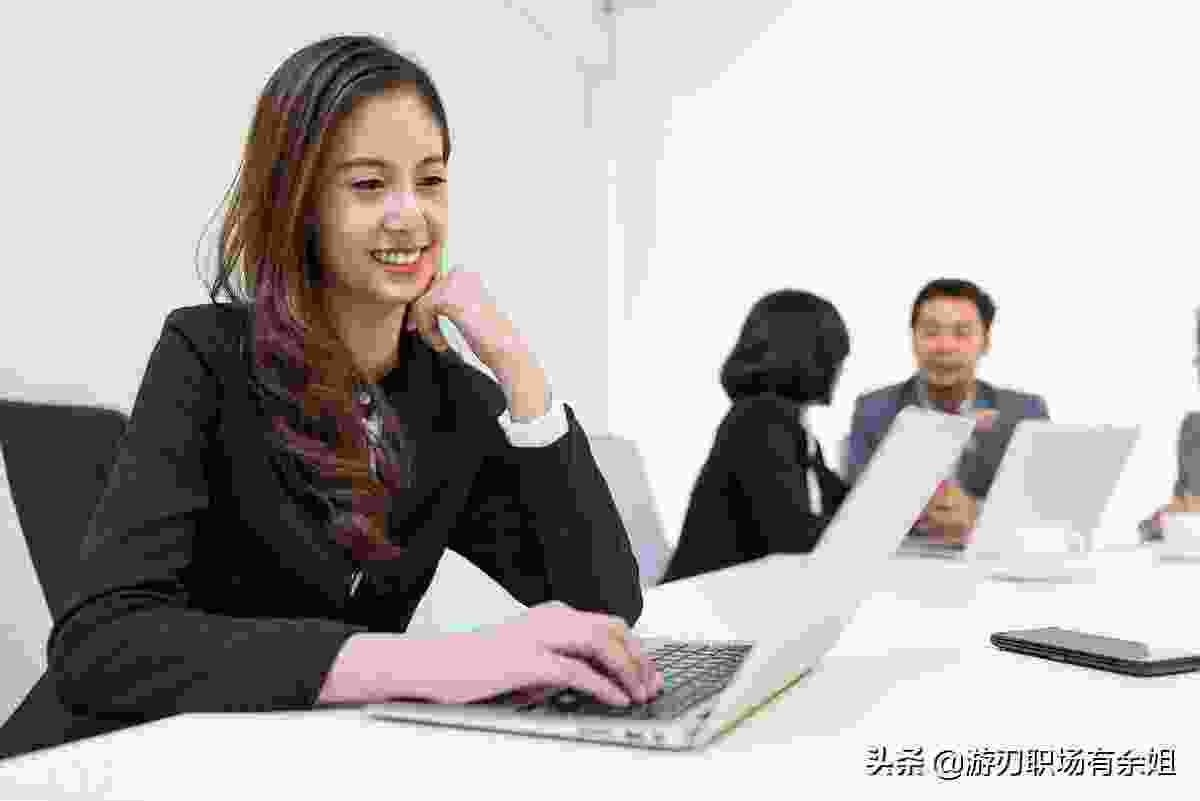 写一份简单的辞职信_最聪明的一种员工离职 写一份简单的辞职信_最聪明的一种员工离职