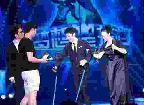 章子怡掌掴莎朗斯通的简单介绍 章子怡掌掴莎朗斯通的简单介绍