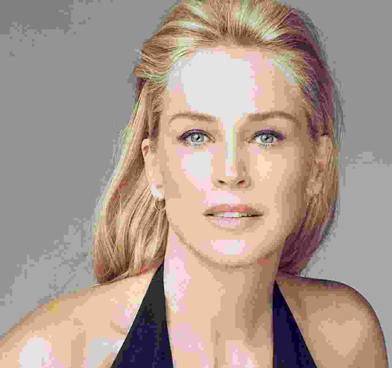 章子怡掌掴莎朗斯通的简单介绍 章子怡掌掴莎朗斯通的简单介绍