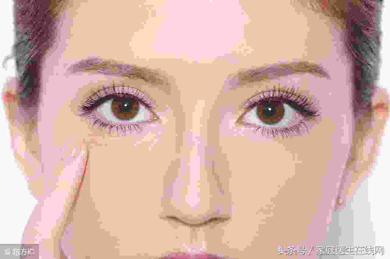 消除黑眼圈的方法有哪些 经常黑眼圈是怎么回事