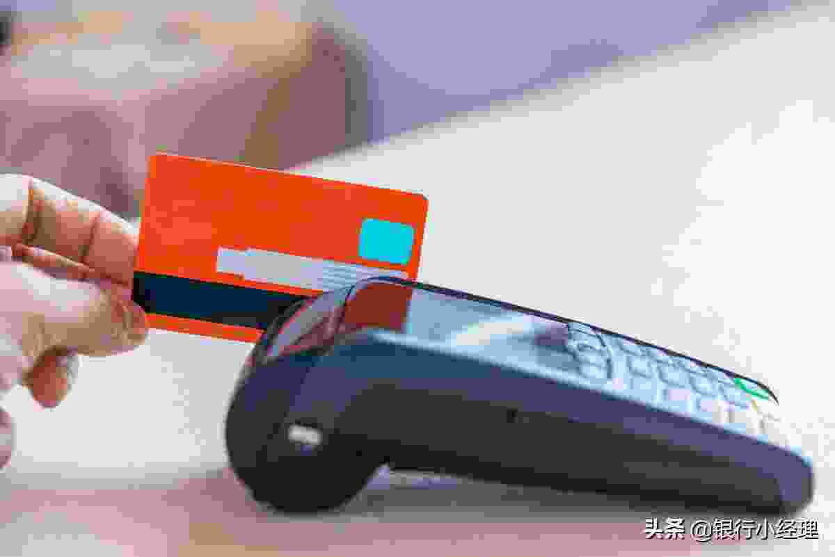 新办理的信用卡可以贷款吗 需要注意什么