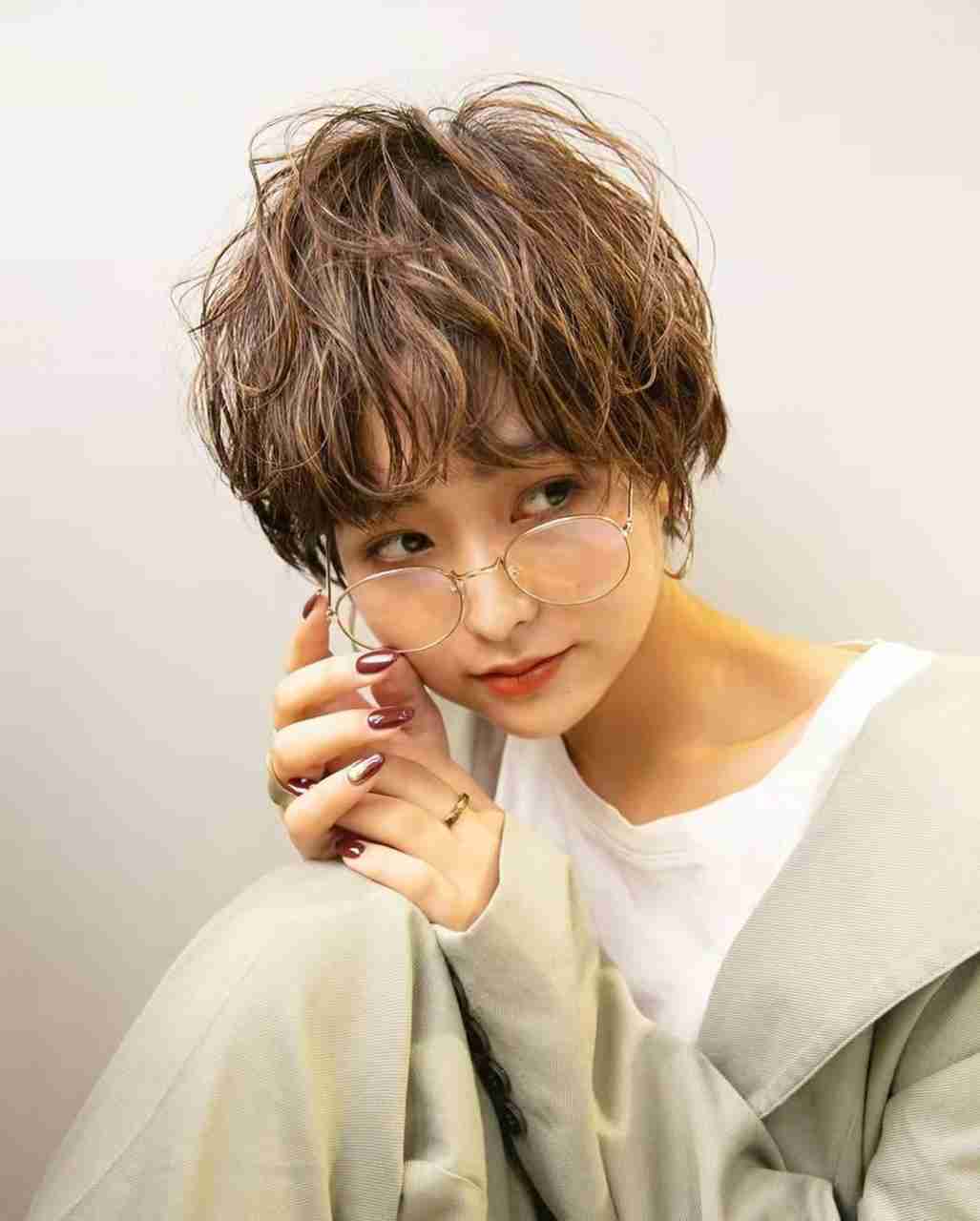 头发少适合什么发型 发量少的女生适合什么发型 头发少适合什么发型 发量少的女生适合什么发型