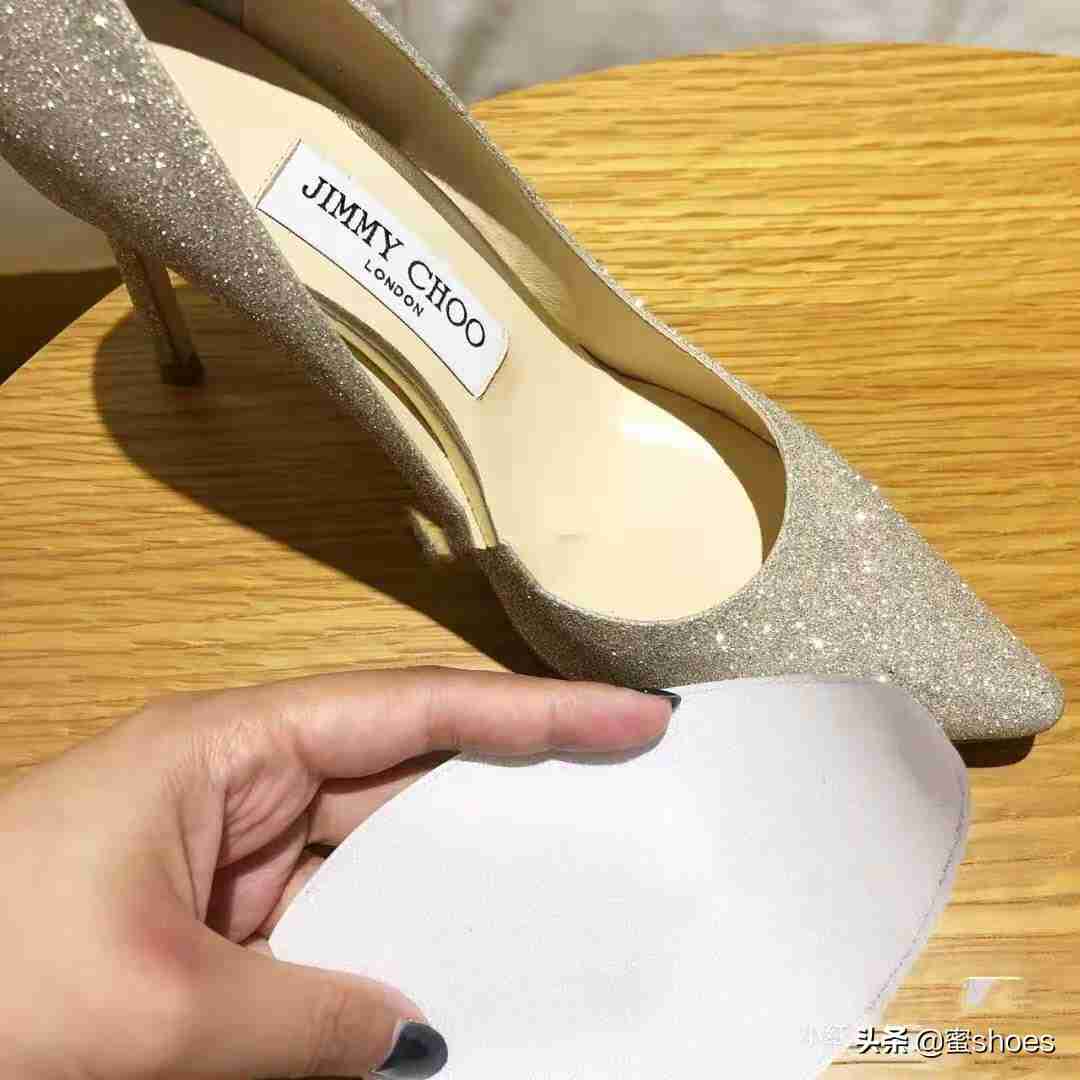 乳环是什么(阴钉走路舒服吗)