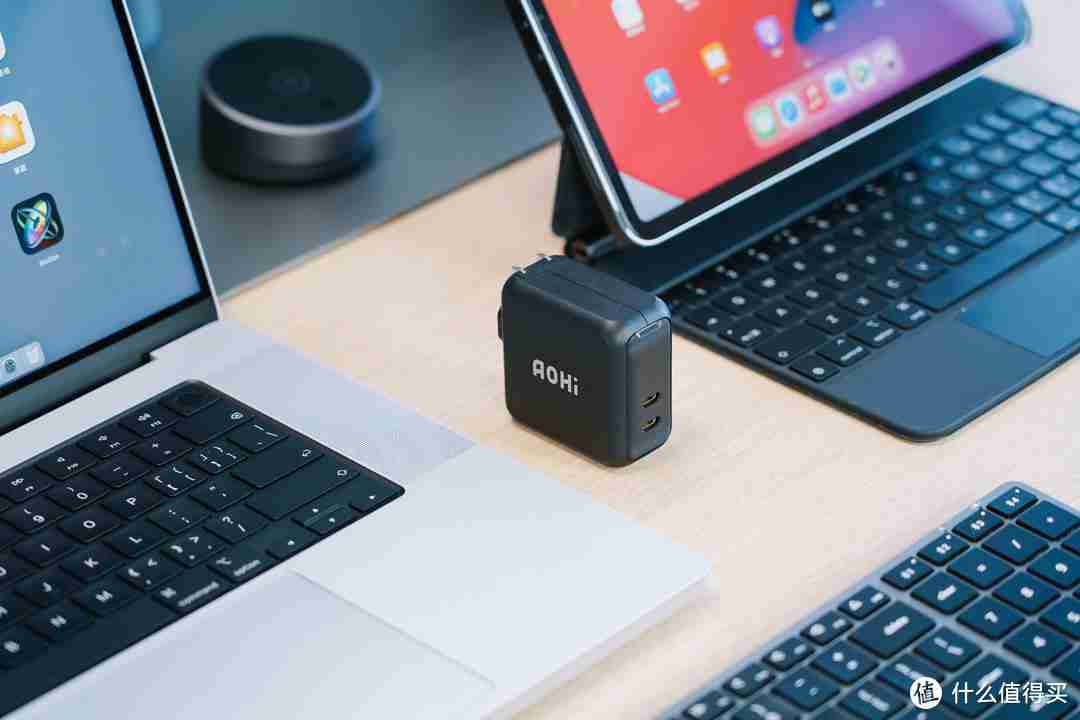 也许是2021最强100W：Aohi MagCube 100W PD充电器解析