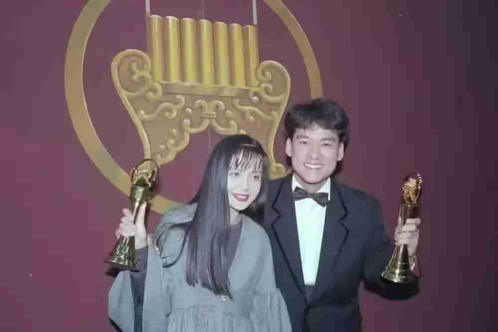 台湾最著名的女歌手 台湾流行音乐10大歌后有哪些 台湾最著名的女歌手 台湾流行音乐10大歌后有哪些