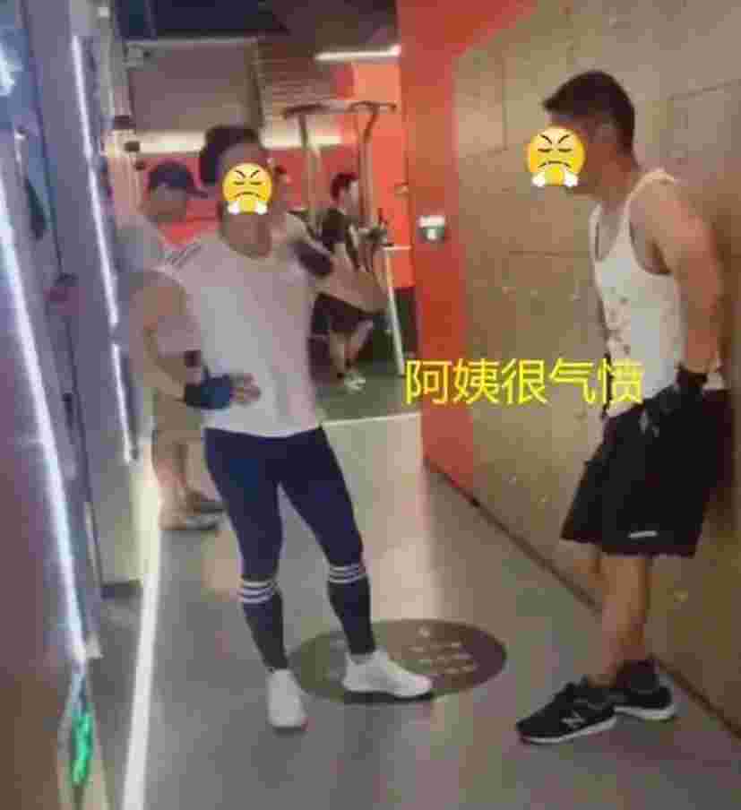 私教在没人的时候要了我小短文 私教的动作也越来越大胆 私教在没人的时候要了我小短文 私教的动作也越来越大胆