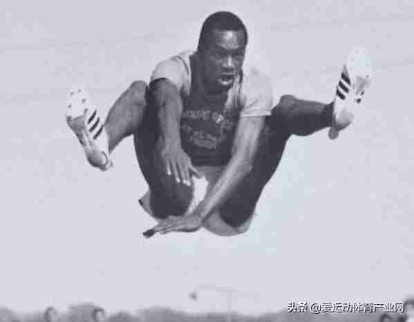 男子跳远世界纪录：8.95米 1991年创下