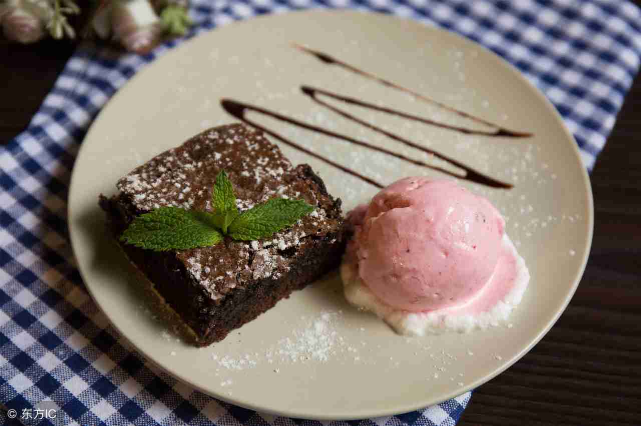 小腹冰凉是什么原因女性(女人小腹冰凉怎么调理)