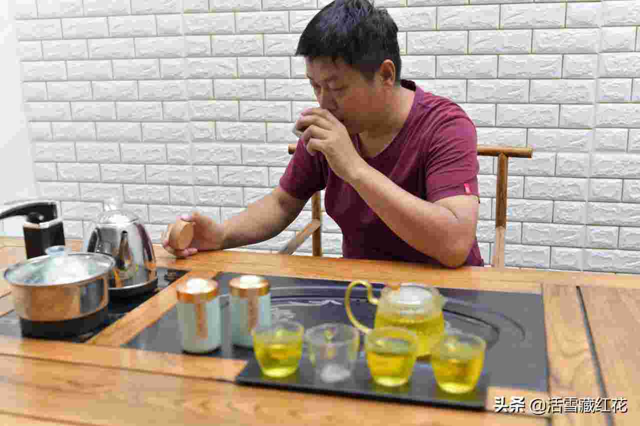 藏红花泡水喝的正确方法(藏红花的副作用太大了)