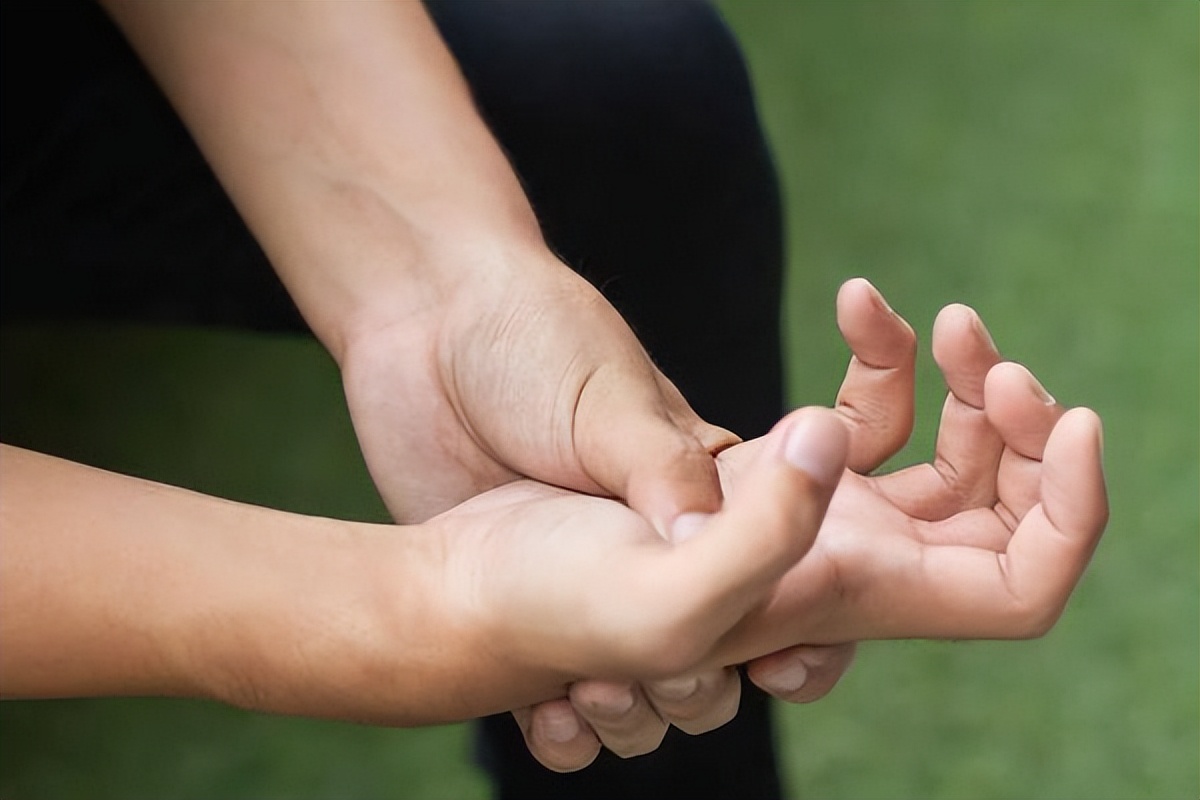 如何改善睡眠(严重失眠有哪些方法)