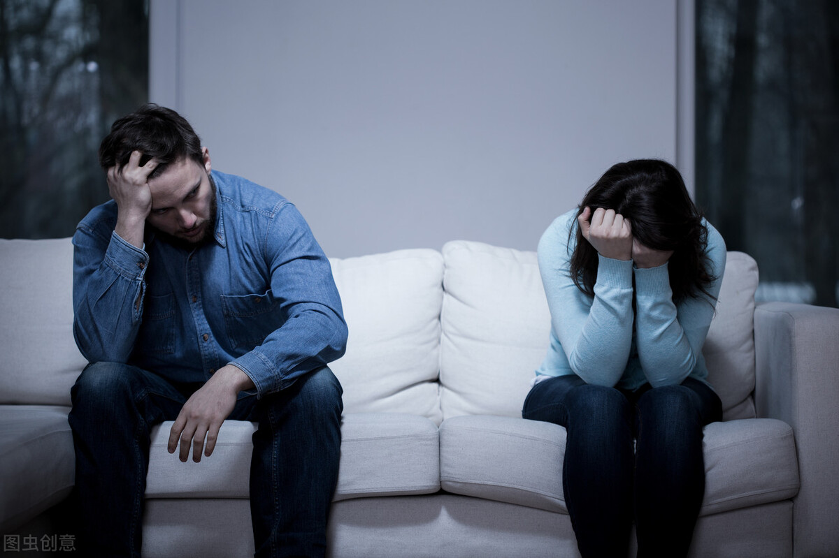 男女恋爱中的降维打击是什么意思(感情中被降维打击怎么办)