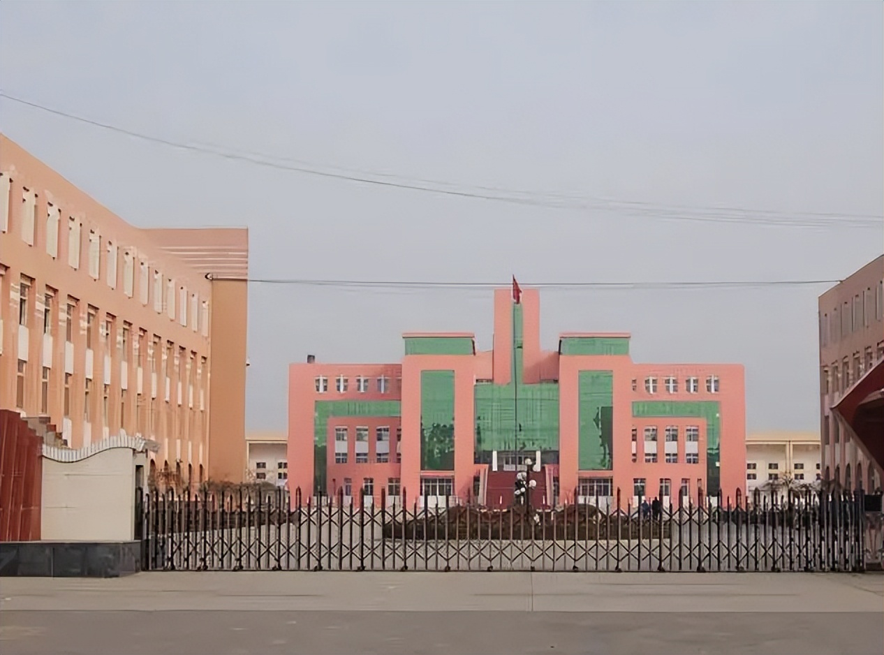 河北省保定市清苑中学官网(清苑县清苑中学怎么样)