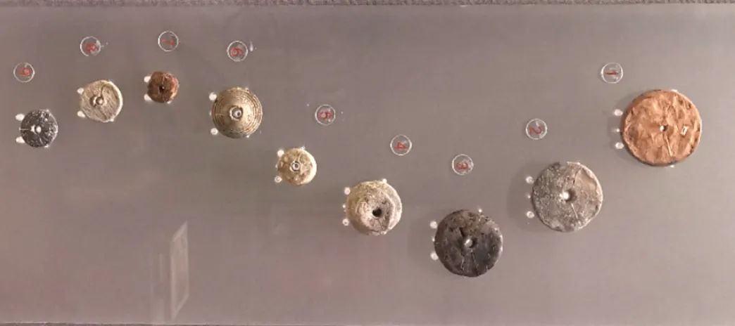 具体的古代纺织工具是什么是古代纺织工具)?