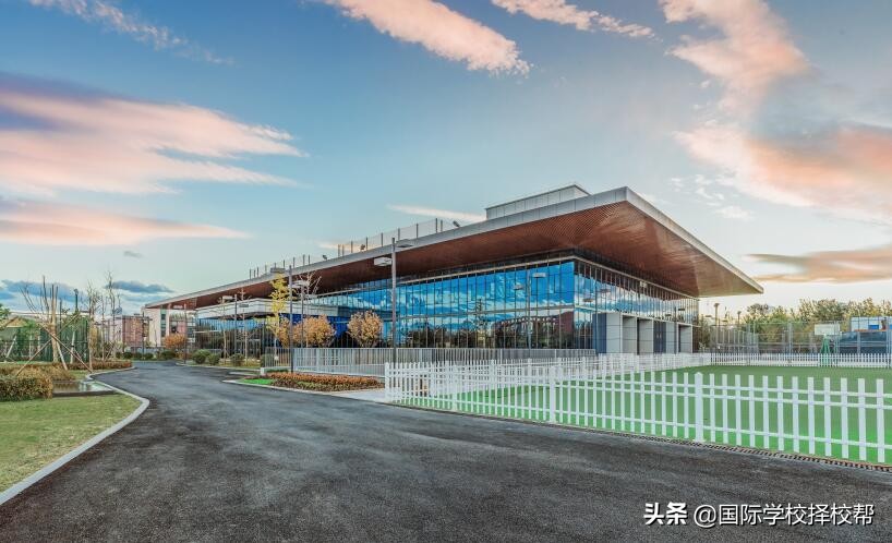 北京私立国际学校排名前十有哪些(北京TOP1私立国际学校221最新学费汇总)