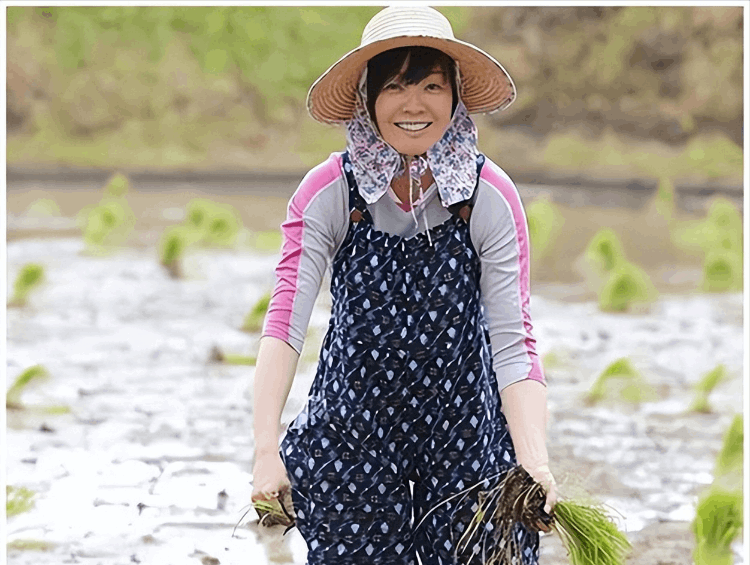 安倍老婆多少岁是哪国人 安倍昭惠为什么无法生育子女 安倍老婆多少岁是哪国人 安倍昭惠为什么无法生育子女