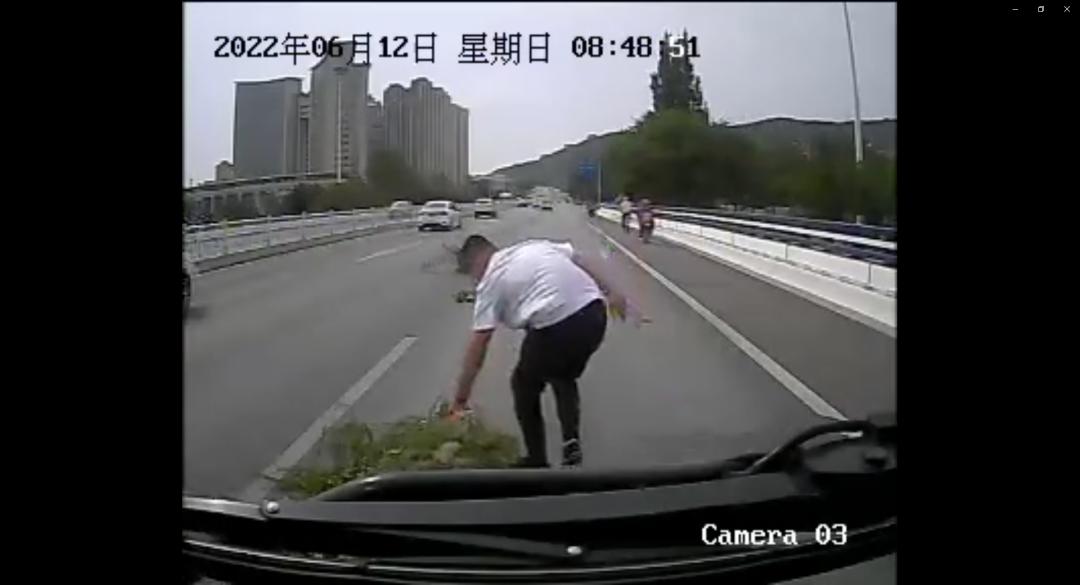 城市小巴车司机