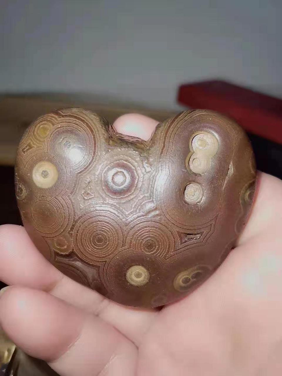 哪个牌子的玉好(什么颜色的玉最好)