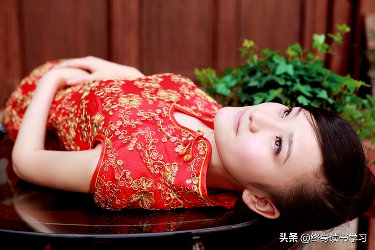 城府深是什么意思(城府深的人八个特点) 城府深是什么意思(城府深的人八个特点)