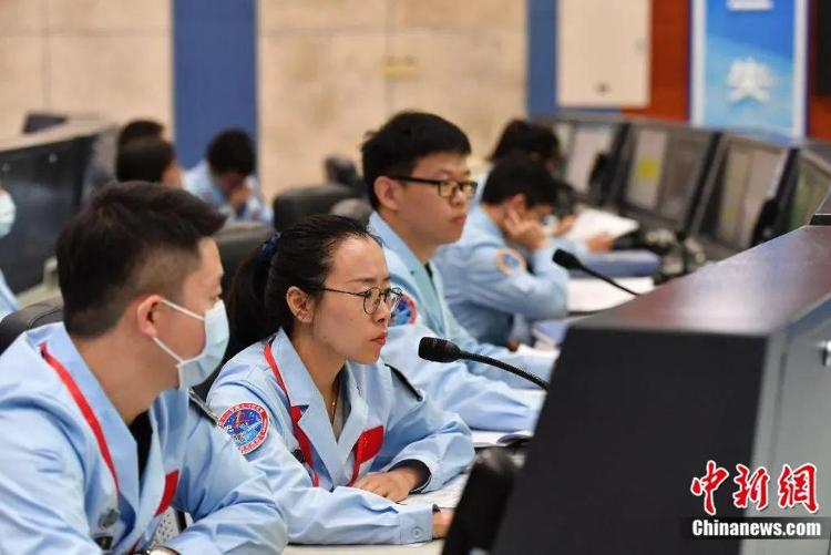 3名航天员在空间站的精彩生活(航天员快乐星球之旅)