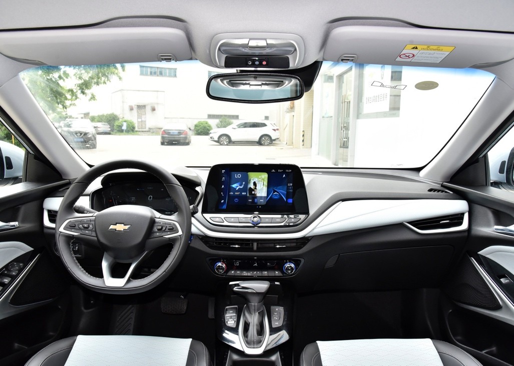 三款纯电动紧凑型车(纯电动车报价及图片)