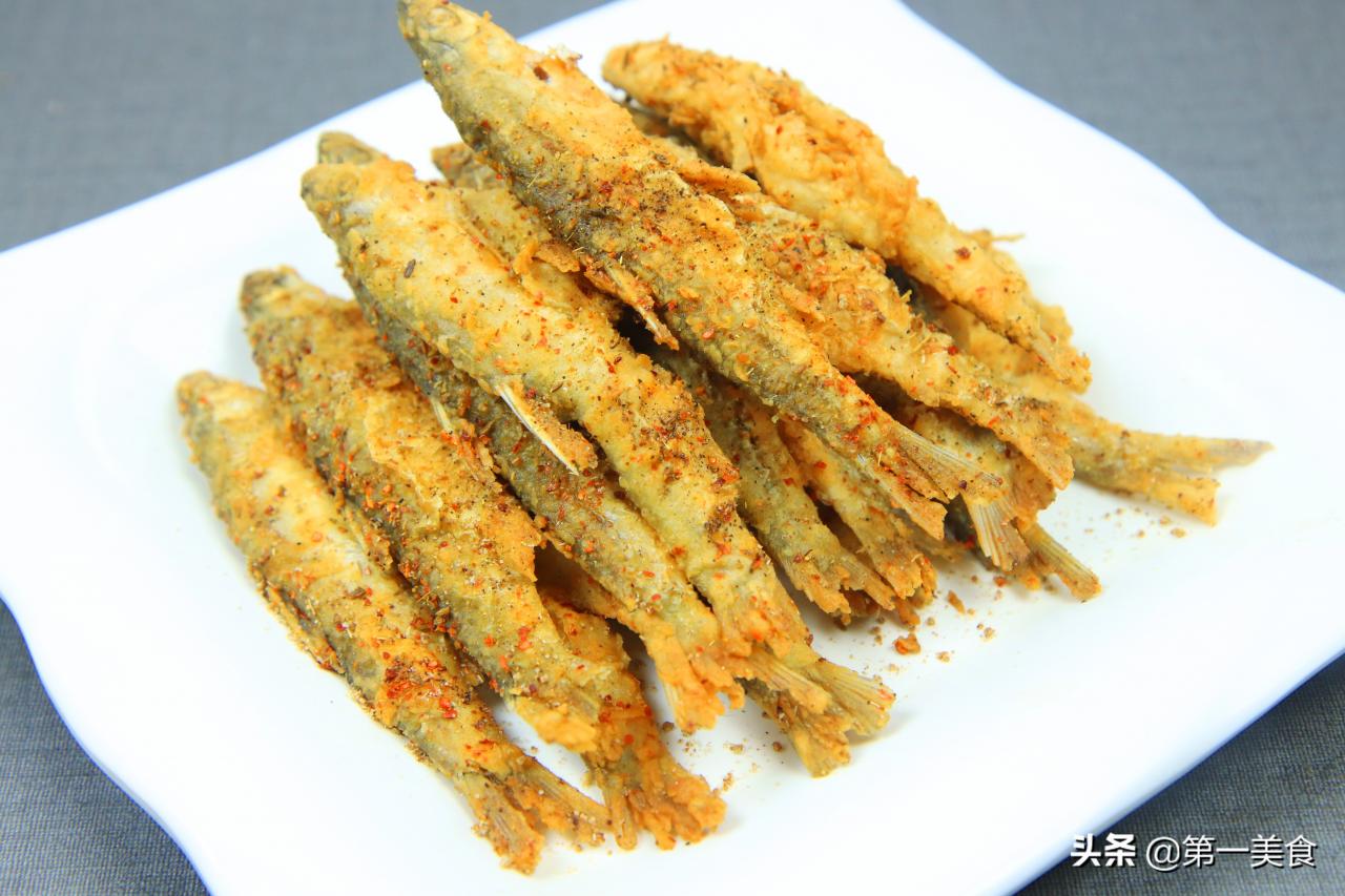 面粉油炸小零食做法(面粉做小吃100种)