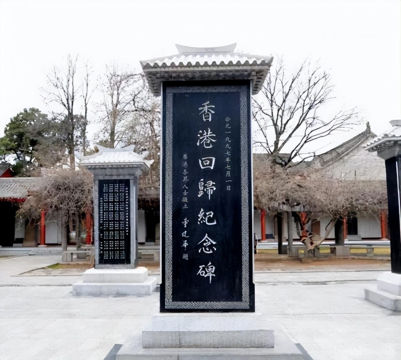 曾荫权是亲中还是亲英(曾英权是什么人)