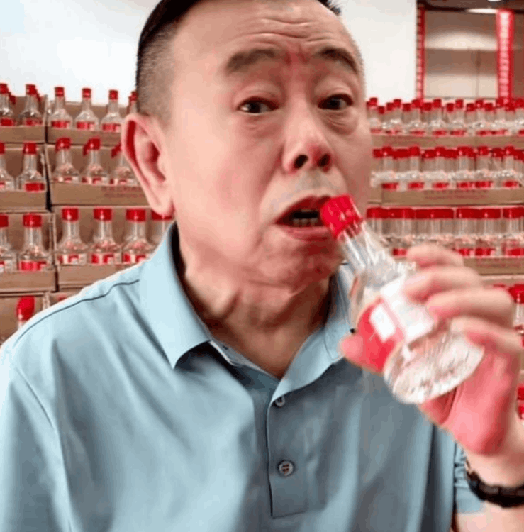 潘长江(潘长江出什么事儿了最新消息)