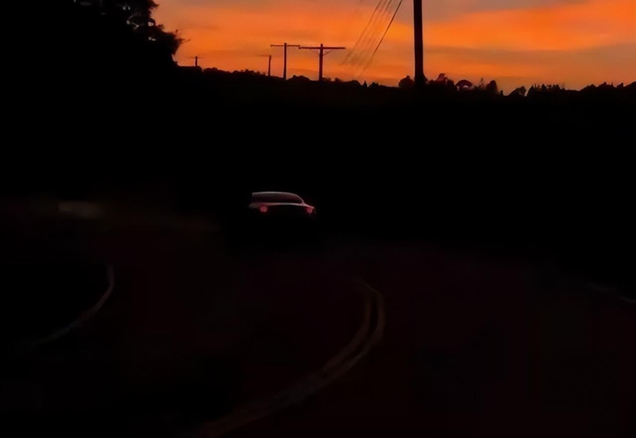 钱的现实感悟金钱与感情的说说，金钱物质现实经典句子