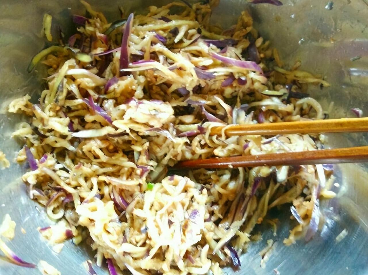 各种馅料的包子(各种馅料的包子)