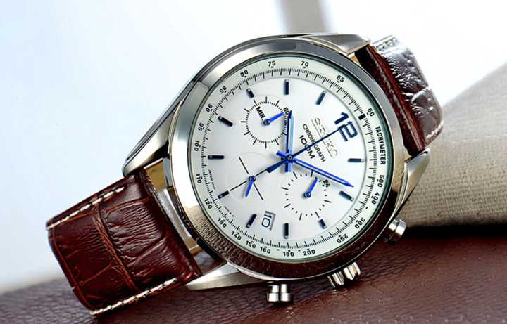 精工和天梭哪个好(天梭手表很低档吗?