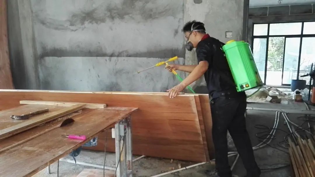 白蚁防治方法(5 跪求杀死白蚁的方法、可以抑制白蚁继续吃树的办法也行)