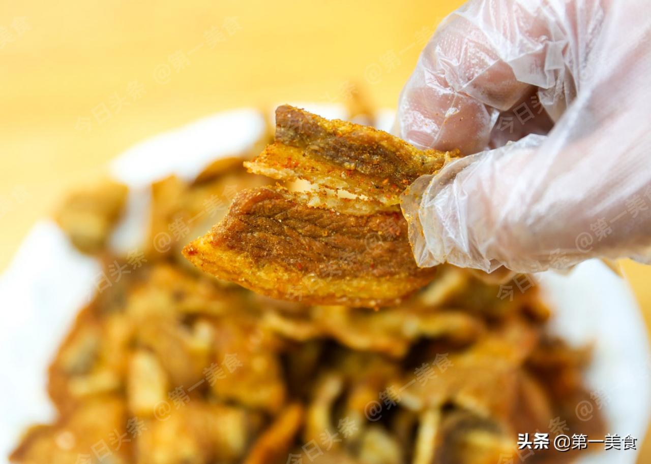 面粉油炸小零食做法(面粉做小吃100种)