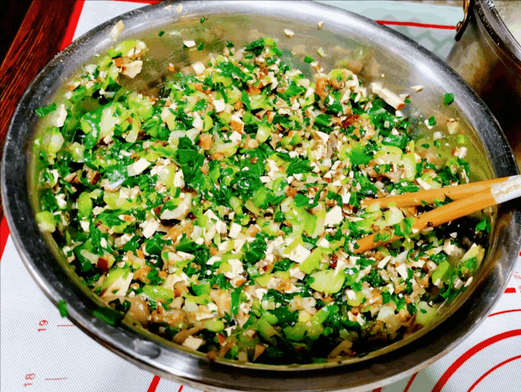 各种馅料的包子(各种馅料的包子)