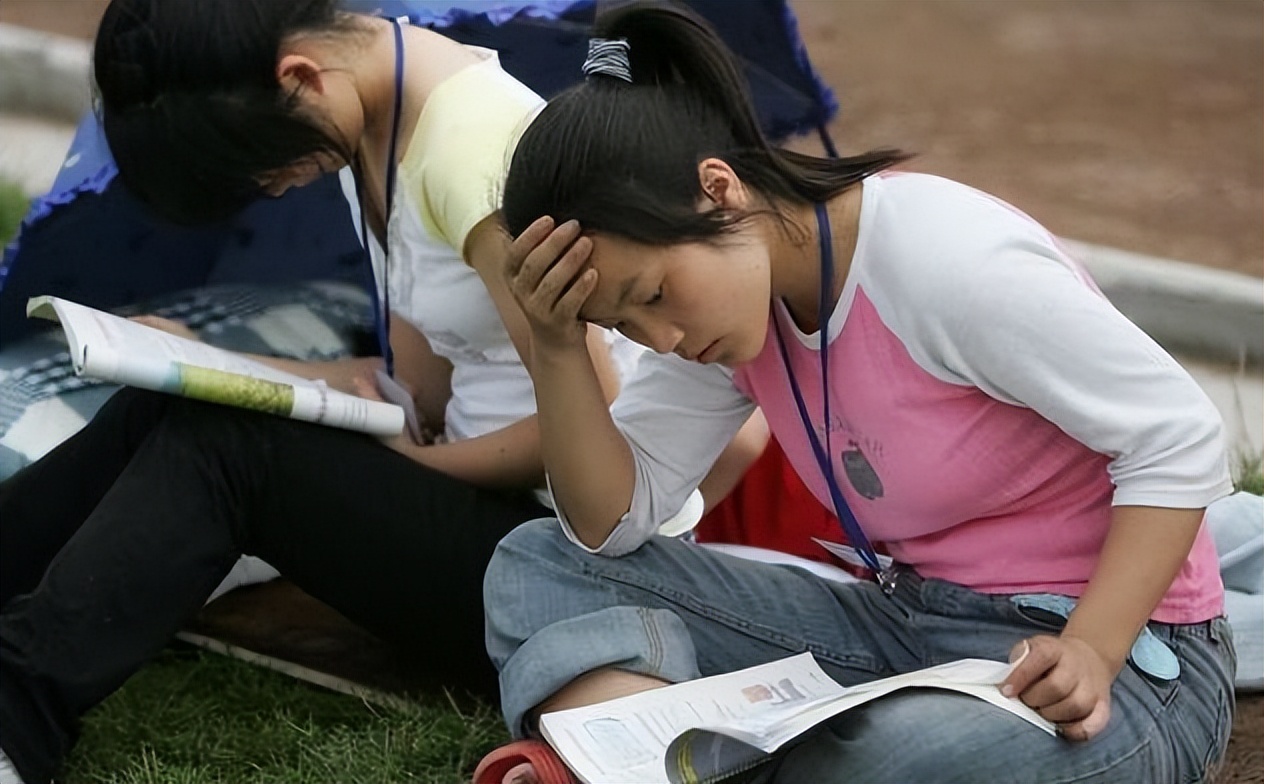 222高考报哪些学校比较好(3多分能上什么样的大学) 222高考报哪些学校比较好(3多分能上什么样的大学)