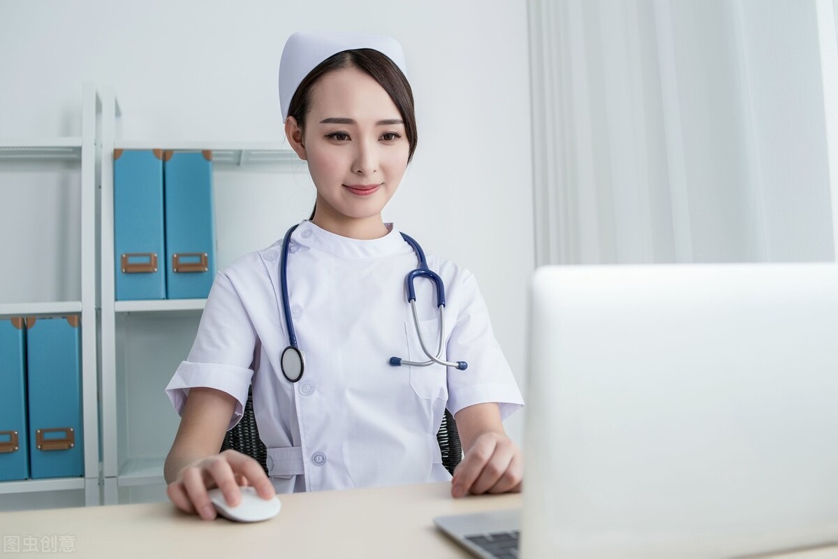 头皮上总是长痘痘，有什么问题吗