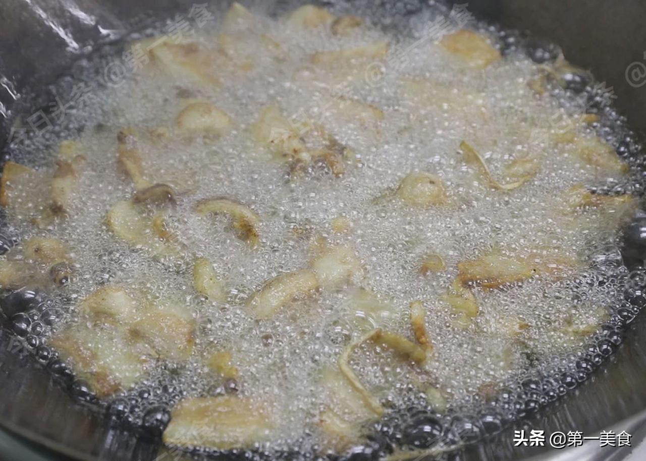 面粉油炸小零食做法(面粉做小吃100种)