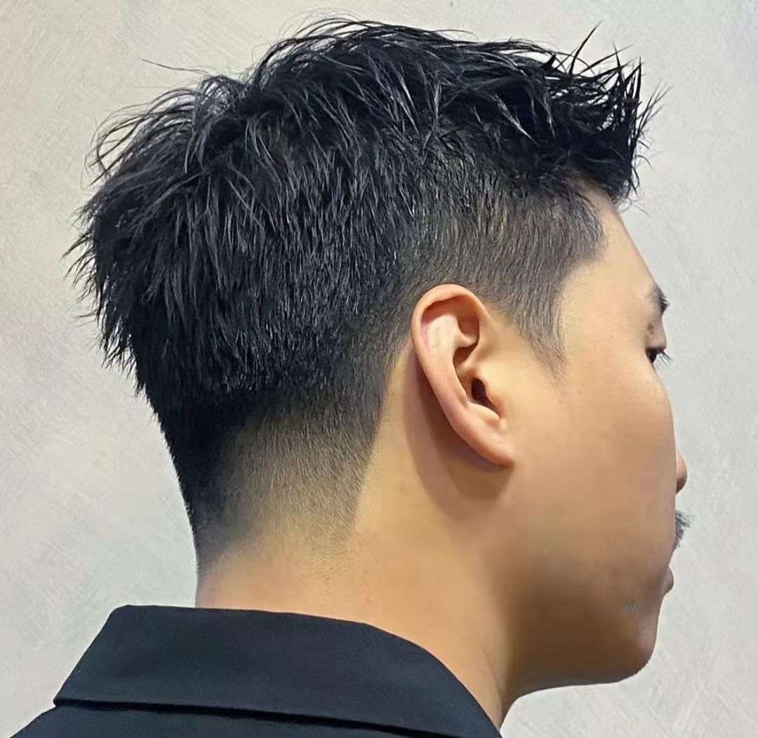 什么发型适合头发硬?试试这三种发型，清爽、干练、时尚