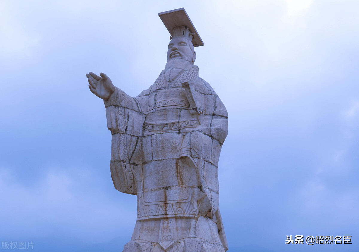 李斯为什么背叛秦始皇(李斯深得秦始皇重用,陈胜受众人推崇,为何两人都没有好下场) 李斯为什么背叛秦始皇(李斯深得秦始皇重用,陈胜受众人推崇,为何两人都没有好下场)