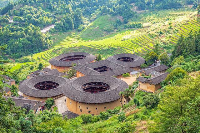 福建旅游必去十大景点排名(一生必去的福建省13个景区)
