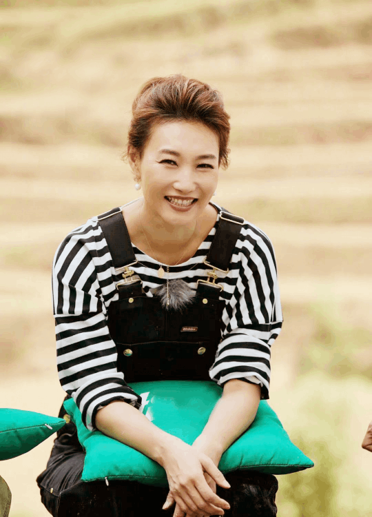 李梓萌主持人简历个人资料(李梓萌主持人简历个人资料身高)