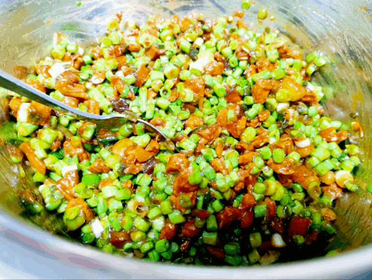 各种馅料的包子(各种馅料的包子)