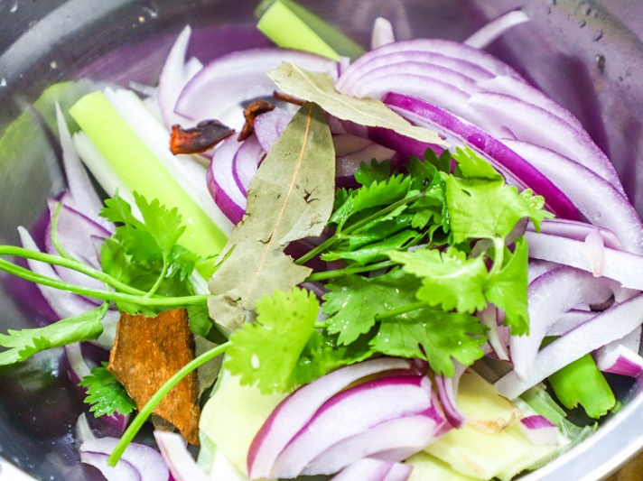 大蒜吃法介绍(大蒜怎么吃) 大蒜吃法介绍(大蒜怎么吃)