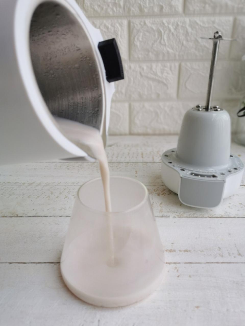 常吃13种食物让白发变黑发 常吃13种食物让白发变黑发