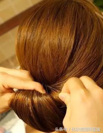 简单5步你也能学会编发真的很简单啦(简单四步打造唯美编发)