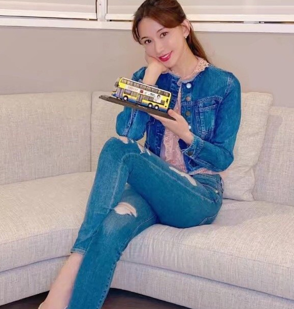 小花音(有颜值有身材的妹子声优)