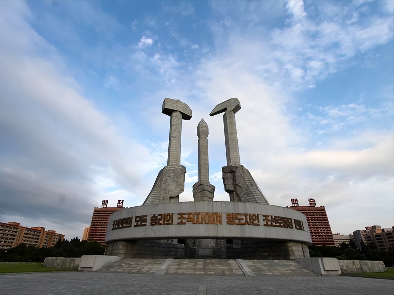 朝鲜为什么不对外开放(朝鲜人知道自己与世隔绝吗)