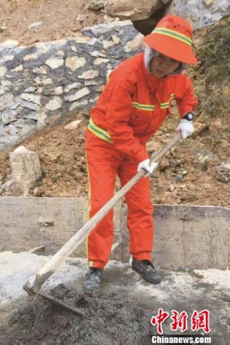 公路工程内业资料管理、归档(探访泉州大学生养路工:最苦但最有希望)